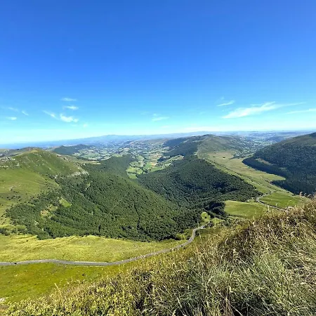 Villa Maison Dellac Les Cles Du Temps Saint-Saturnin (Cantal)